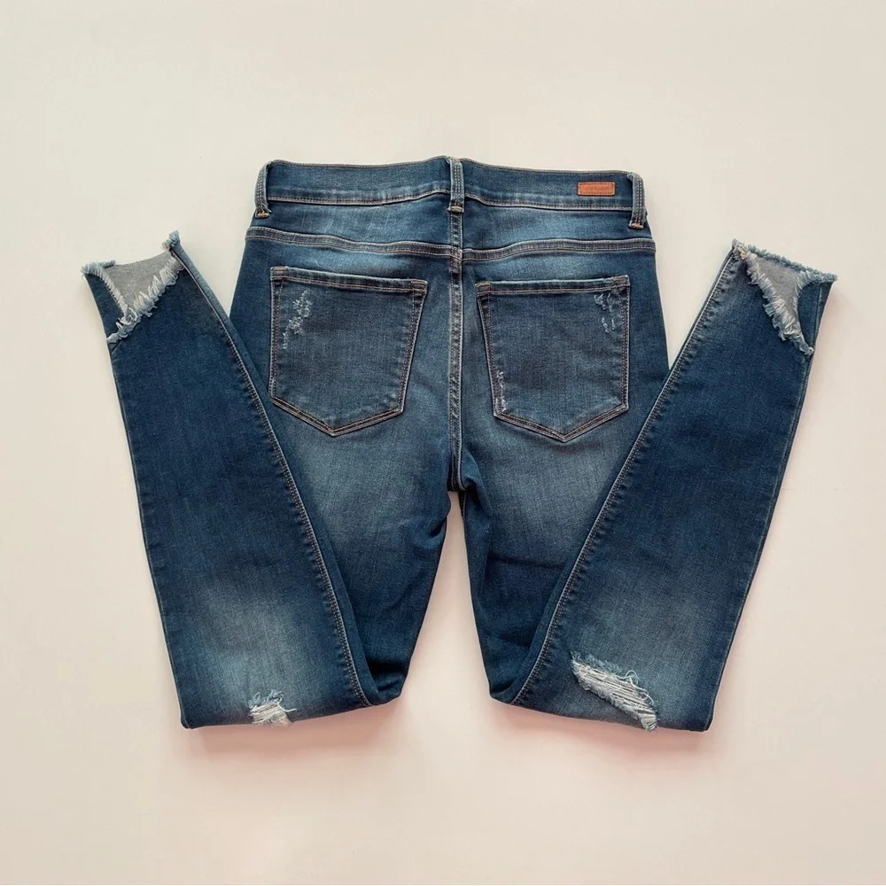 SNEAK PEEK Mid Rise Stretch Skinny Denim Distressed Blue Jeans Frayed Hem Size 7 - Picture 6 of 9